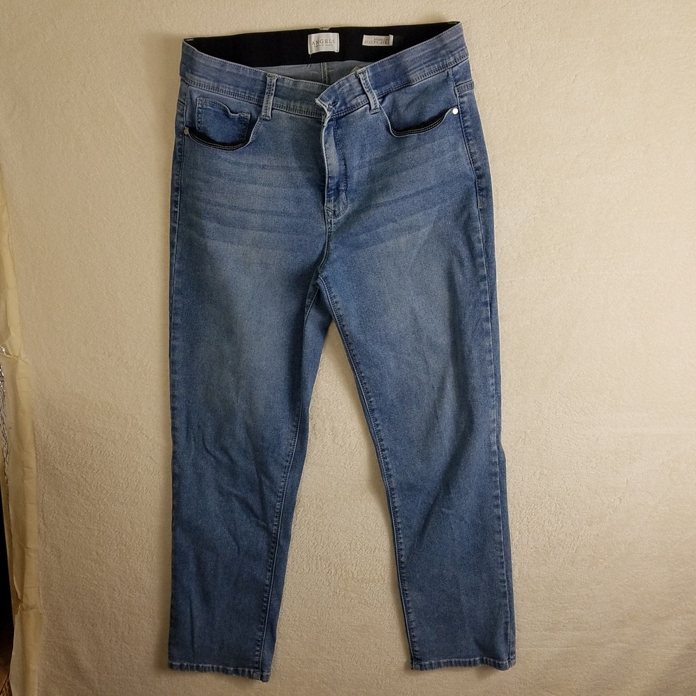 Angels Forever Young Everluxe Sculpt Straight Leg Jeans‎ Medium Wash Blue Womens
